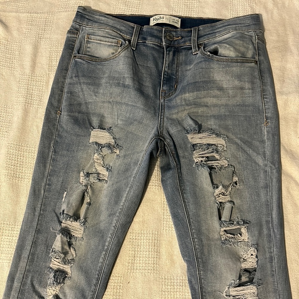 Low-Rise Skinny Ripped Jeans